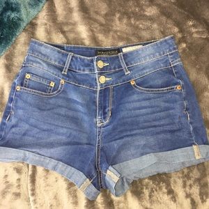 Aeropostale high waisted jean shorts